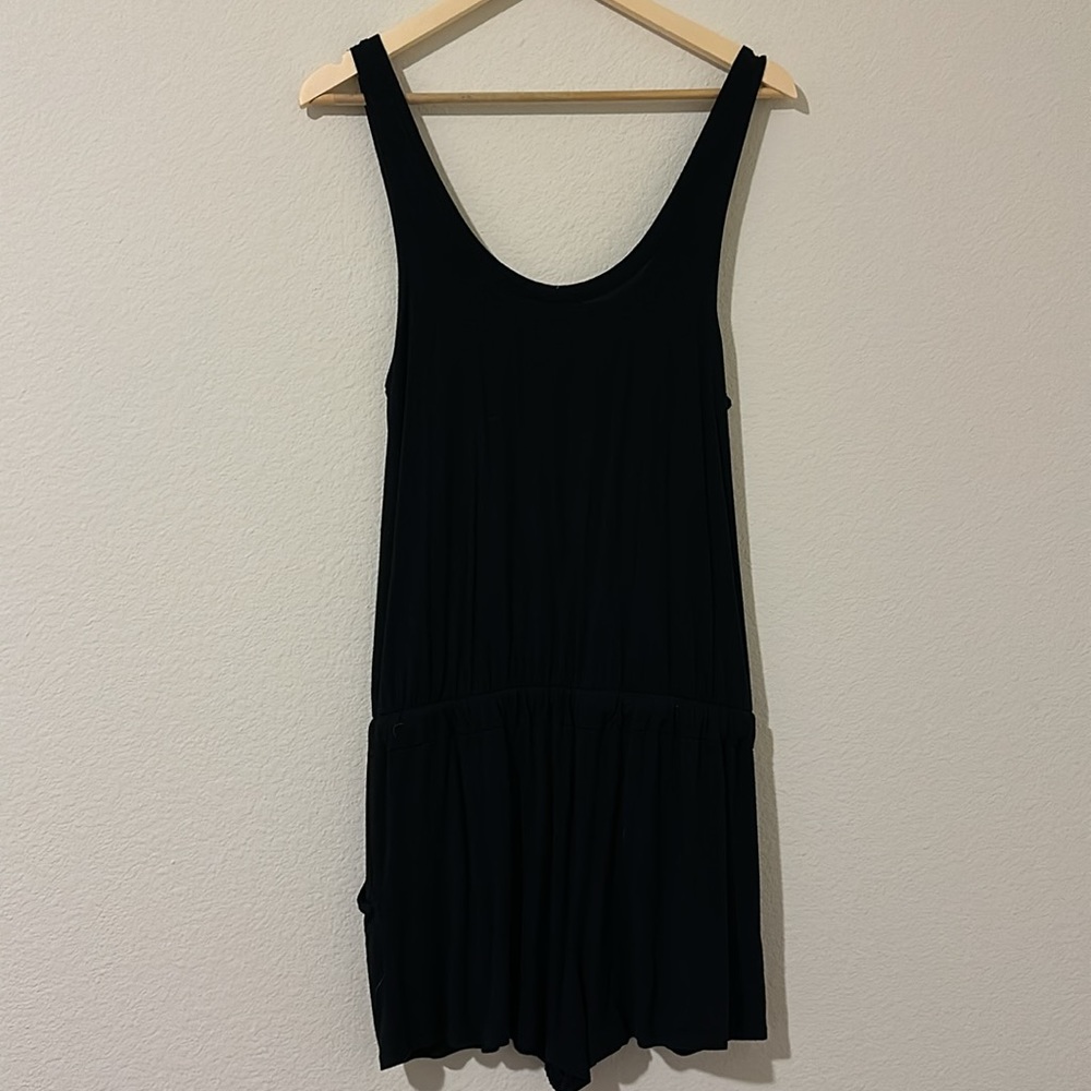 Romper - Picture 3 of 4